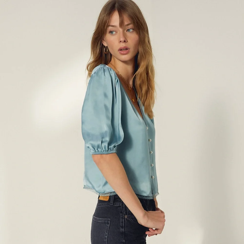 Aritzia Wilfred Bria Blouse in Sage Stone size Medium, Brand New with Tags - Picture 5 of 6